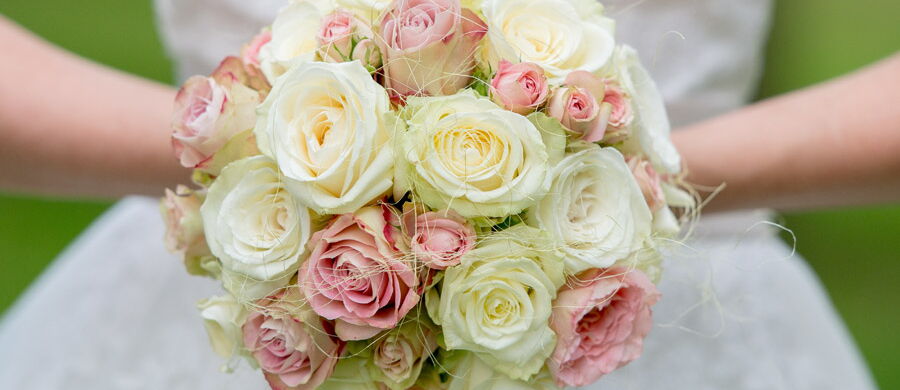 16.08.2014 - Hochzeit im Schloss Bevern: Mona und Georg